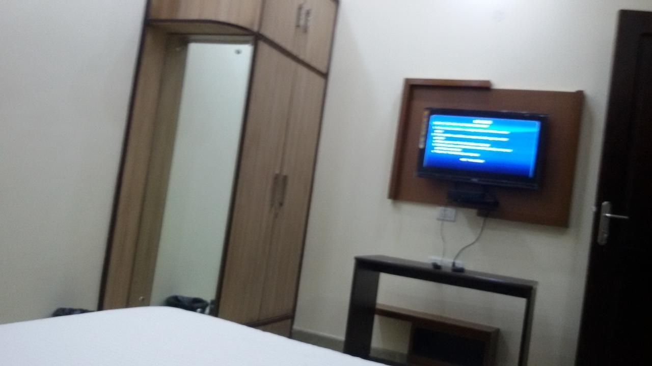 ניו דלהי Hotel Royal International מראה חיצוני תמונה